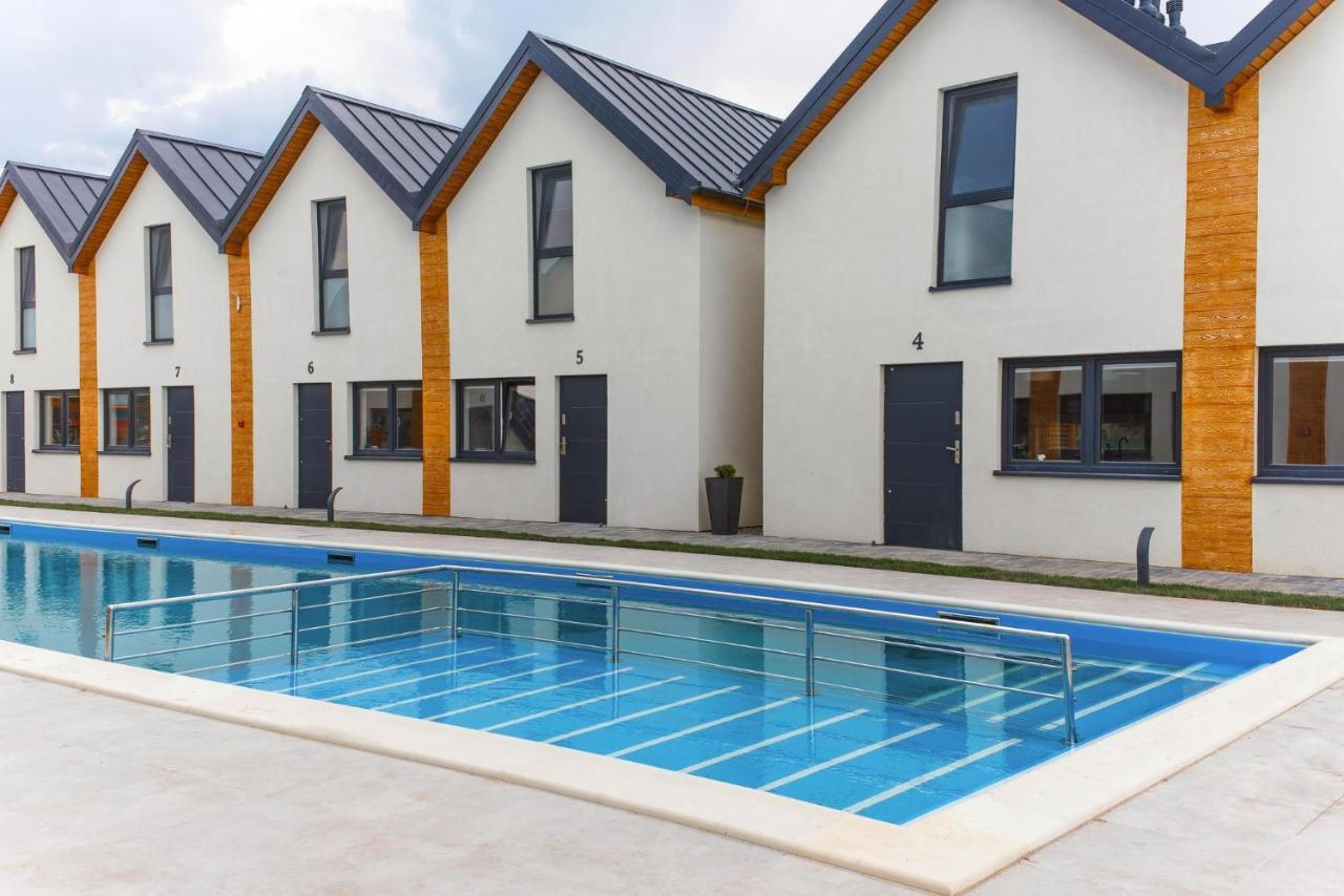 Holiday Complex With Pool, Rewal Exterior photo
